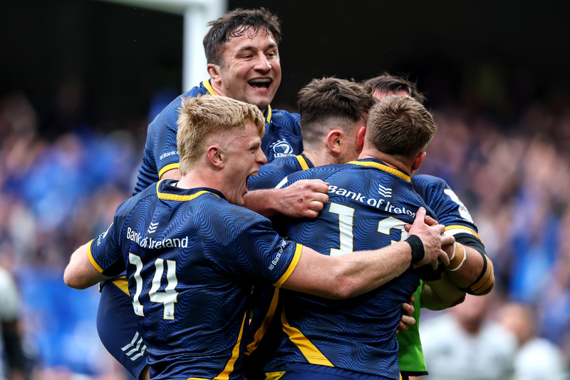 Leinster celebrate Garry Ringrose's try.