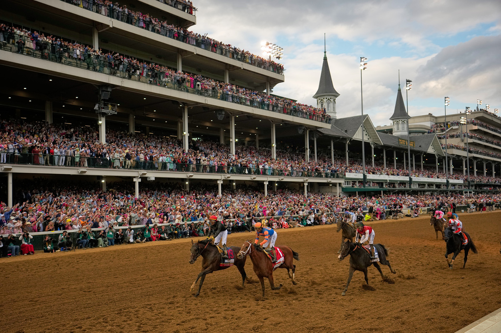 APTOPIX Kentucky Derby Horse Racing