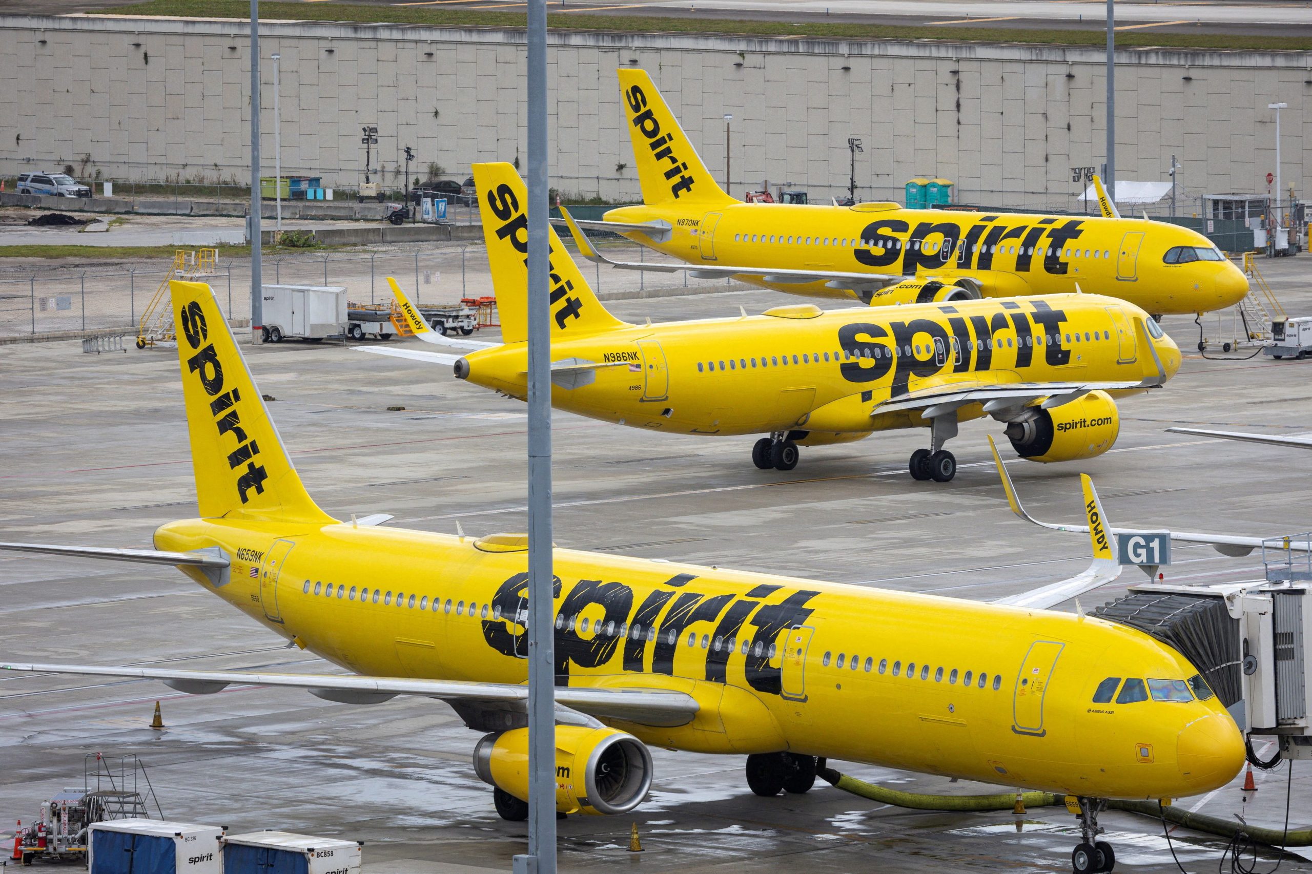 Spirit Airlines shuts down after White House rescue deal falls through