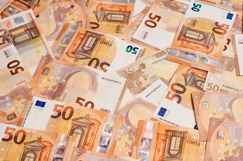 50 Euro banknotes