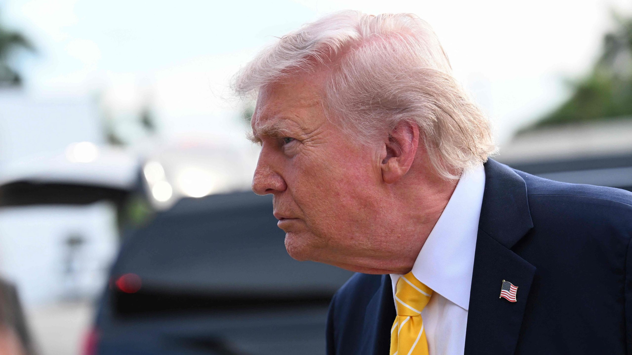 PALM BEACH, FLORIDA - MAY 2: U.S. President Donald Trump speaks to journalists before boarding Air Force One at Palm Beach International Airport on May 2, 2026 in Palm Beach, Florida. Trump is spending the weekend at his Mar-A-Lago resort. Roberto Schmidt/Getty Images/AFP (Photo by ROBERTO SCHMIDT / GETTY IMAGES NORTH AMERICA / Getty Images via AFP)/2026-05-03 08:34:08/